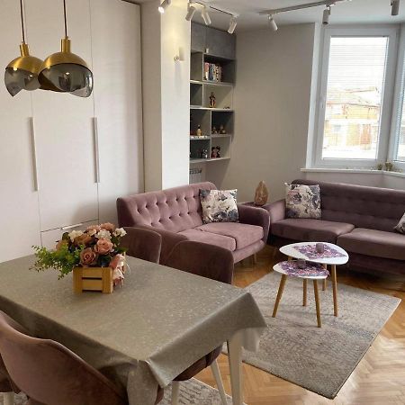 Velvet Apartment Üsküp Dış mekan fotoğraf