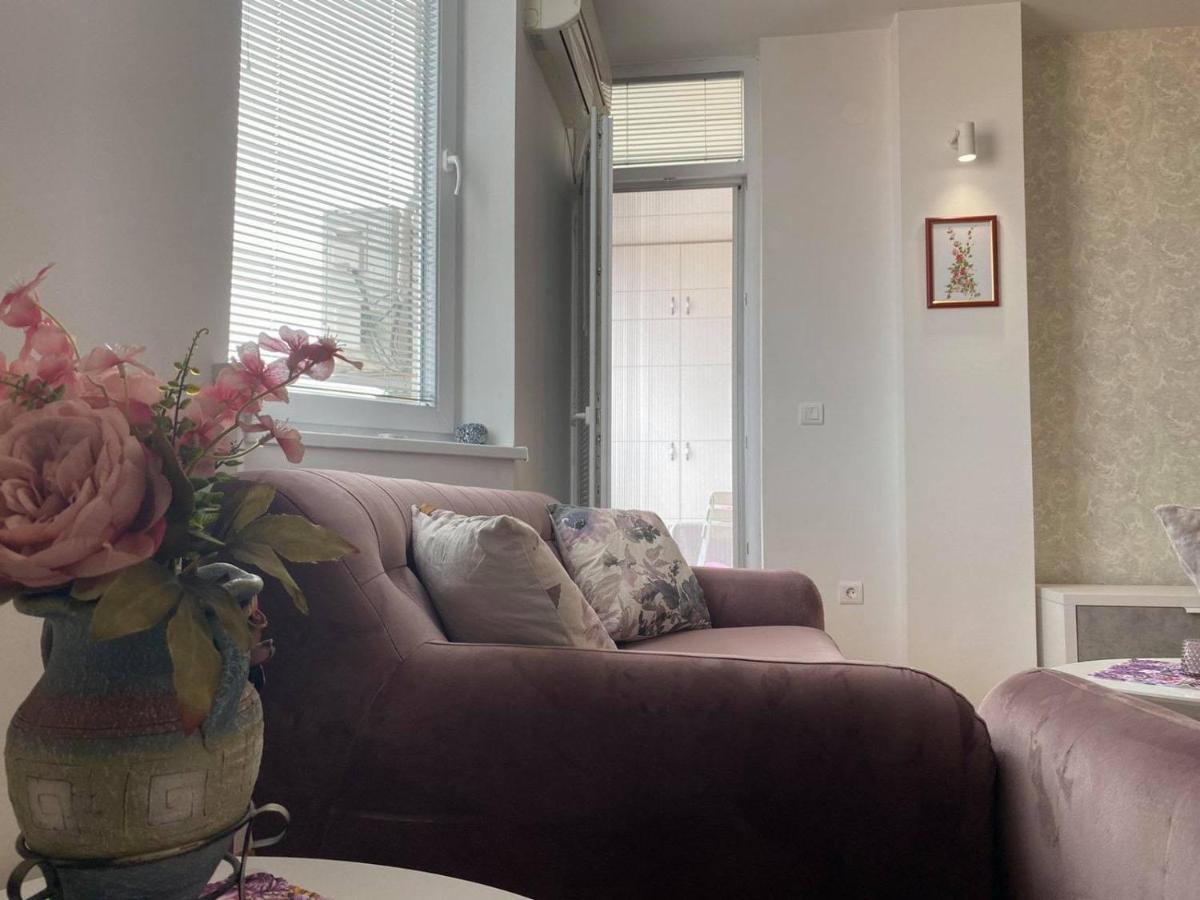 Velvet Apartment Üsküp Dış mekan fotoğraf